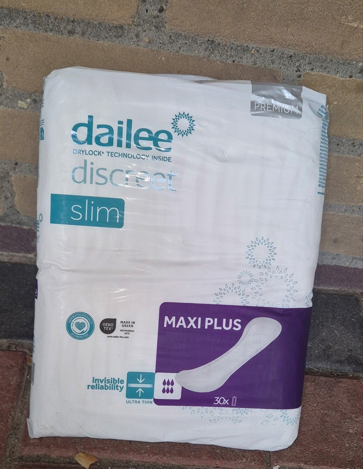 SPLINTERNIEUW PAK DAILEE URINE VERLIES, Ophalen of Verzenden, Nieuw