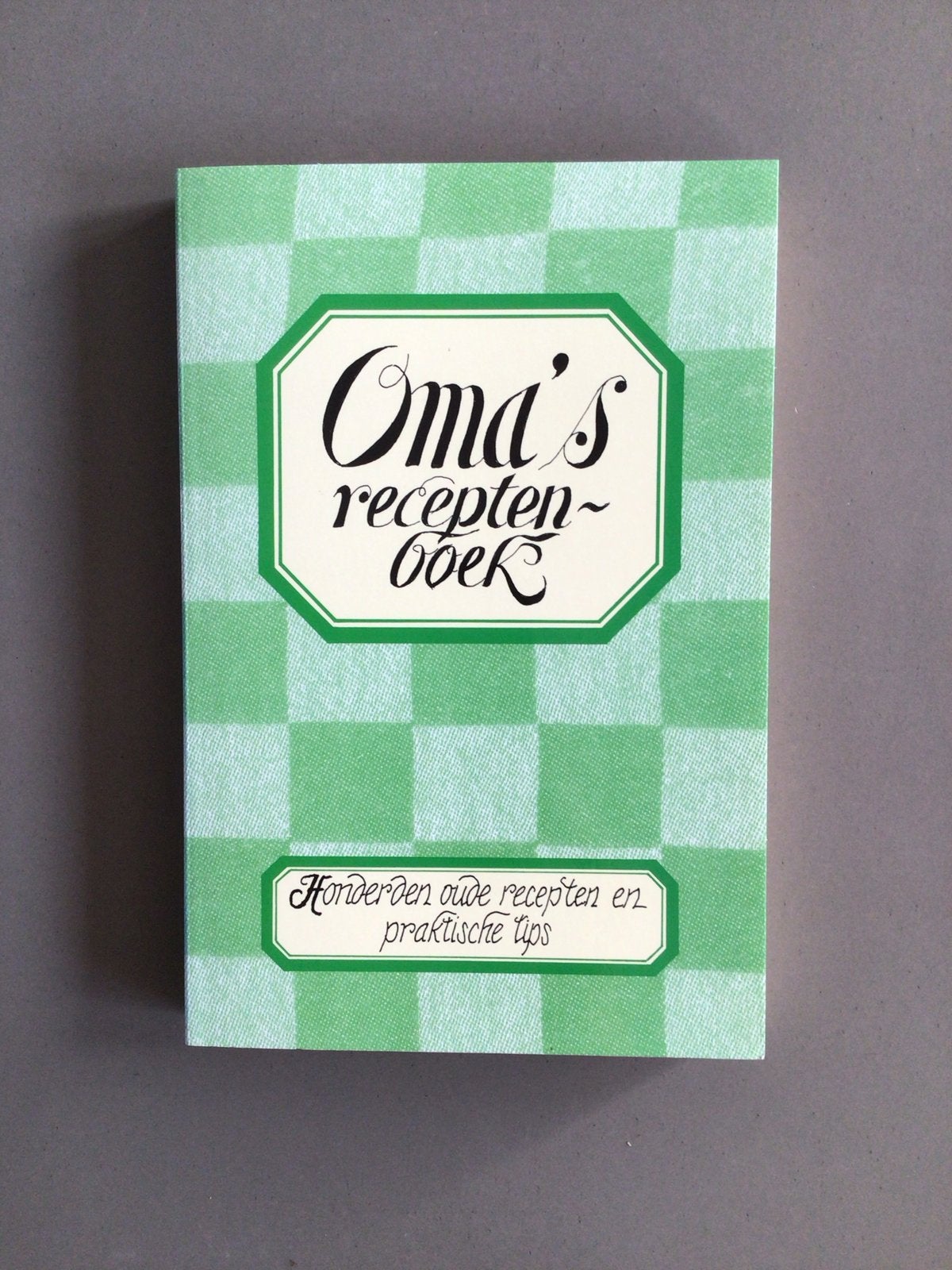 Oma's Receptenboek - Nieuw Kookboek met Oude Recepten, Ophalen of Verzenden, Nieuw, Nederland en België, Overige typen