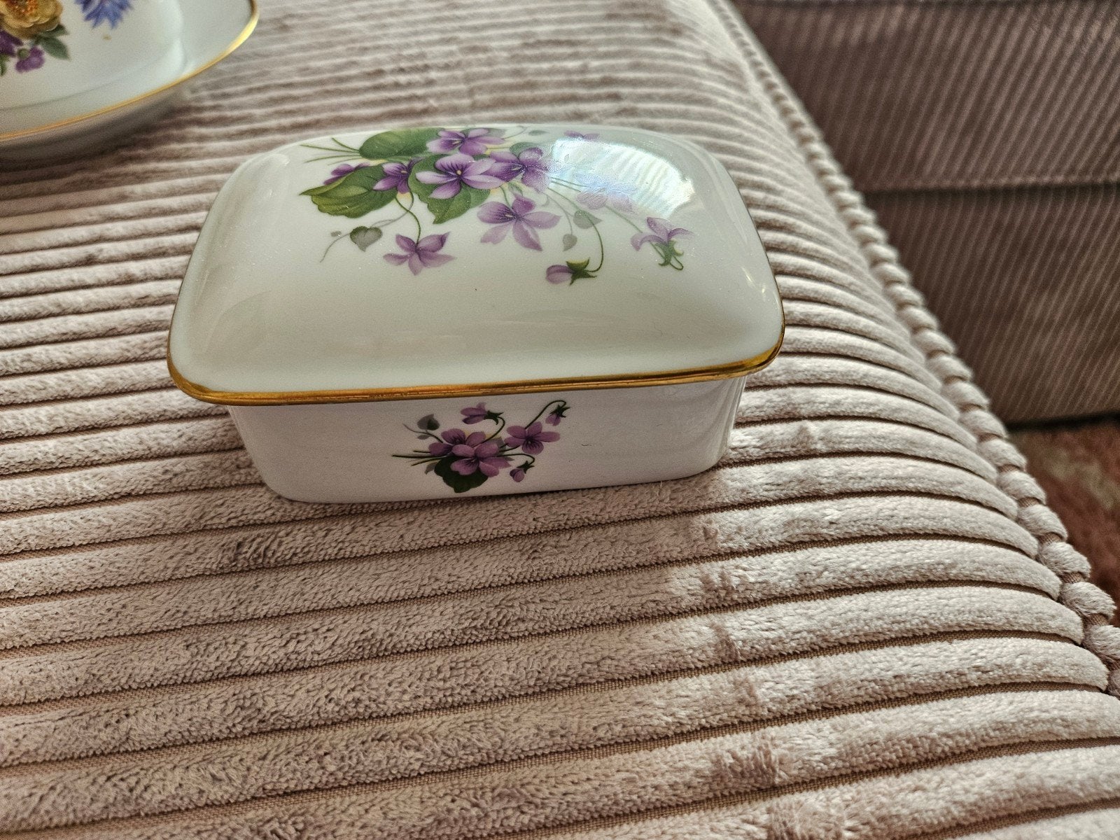 Limoges Porseleinen Doosje met Viooltjes Decoratie, Ophalen of Verzenden