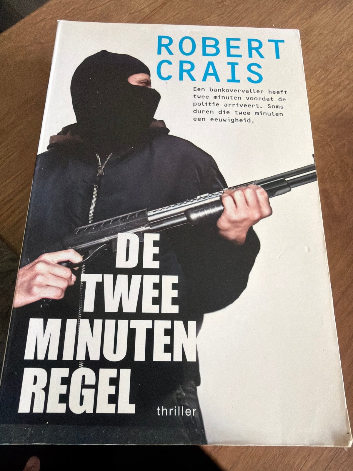 SKR. De Twee Minuten Regel - Robert Crais (Thriller), Boeken, Ophalen of Verzenden, Gelezen, Wereld overig