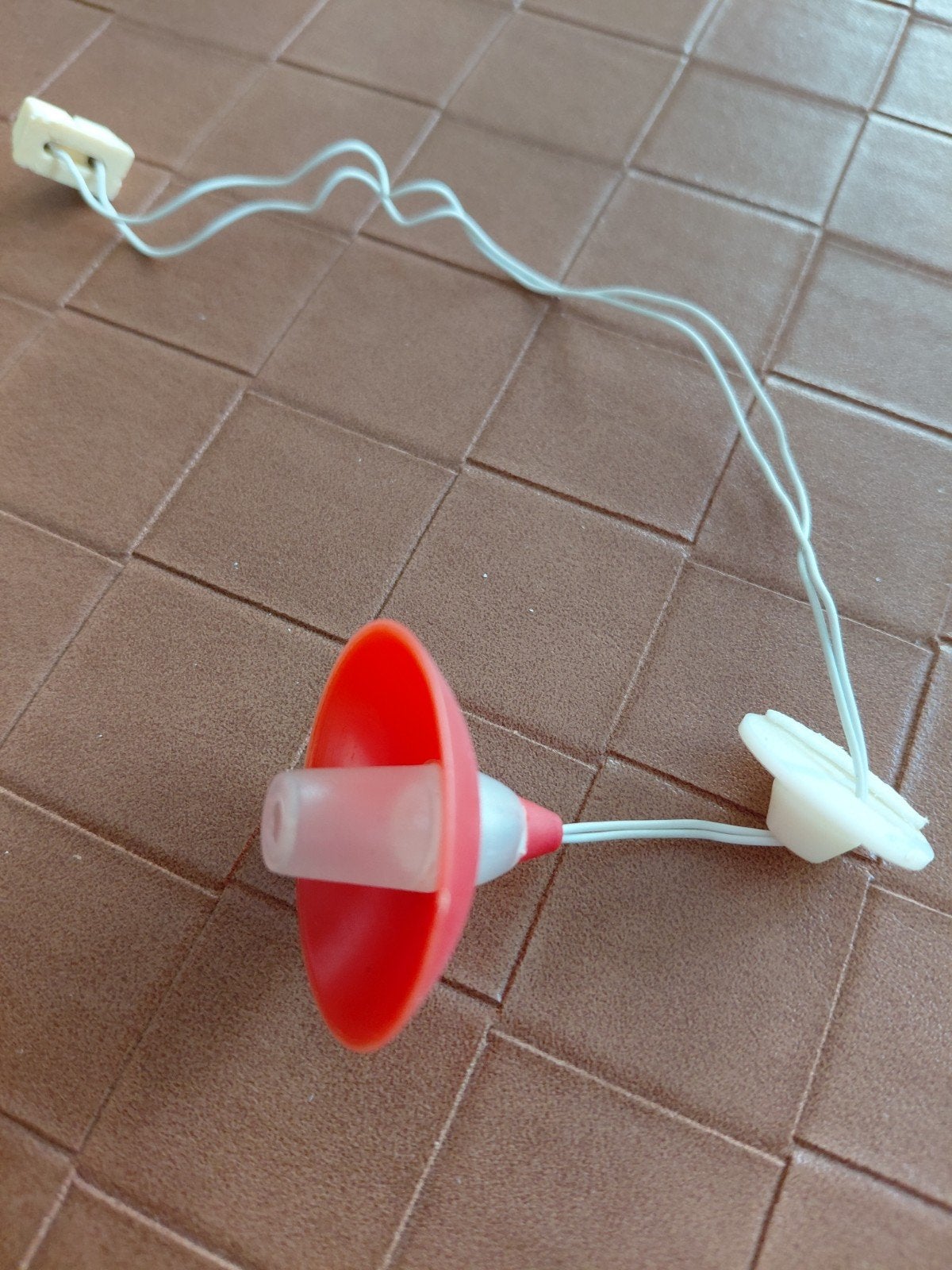 Lundby hanglampje 3.5 volt, Verzamelen, Ophalen of Verzenden, Gebruikt, Poppenhuis