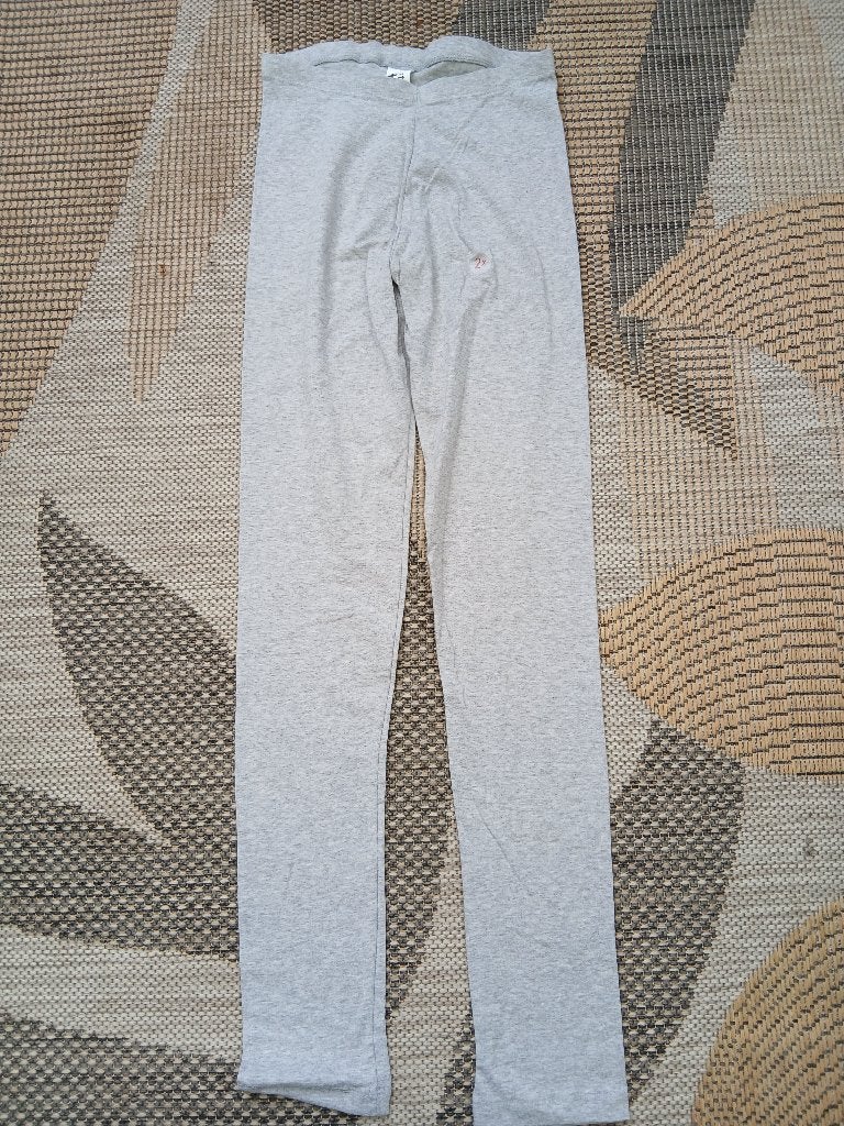 (nieuw) lichtgrijze legging maat 158, Ophalen of Verzenden, Nieuw, Meisje, Broek