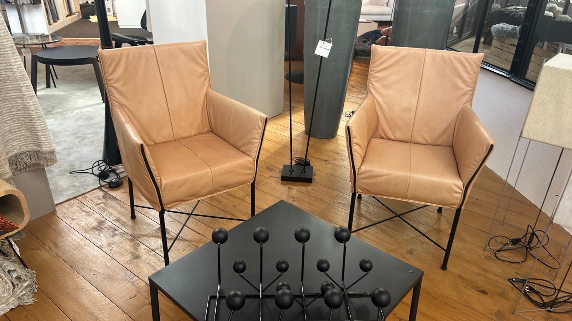 Montis geraldine in leder showroommodel 50%, Ophalen, Nieuw, Zwart, Eén