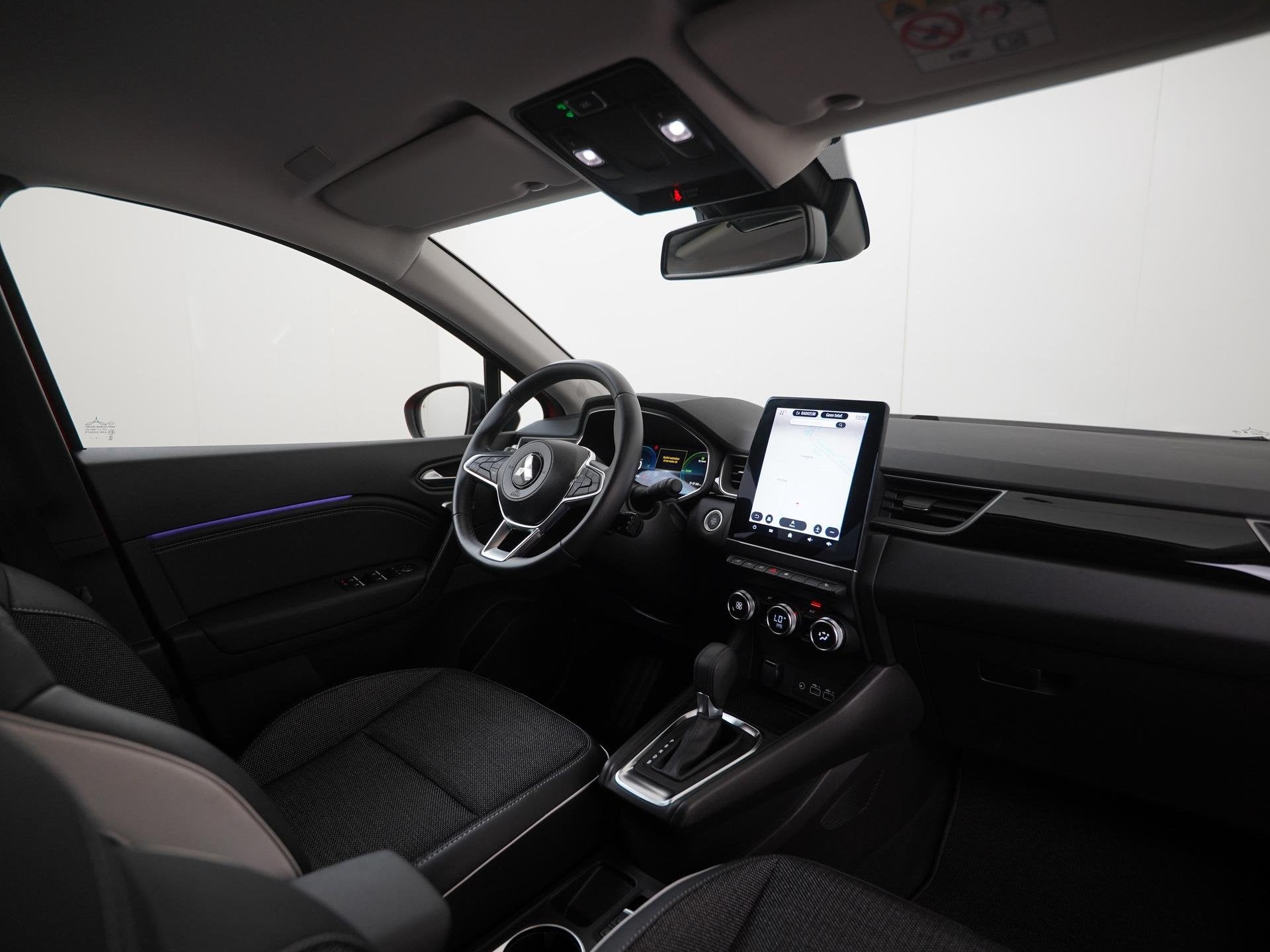 Renault Captur 1.6 PHEV Plug-in AT Intense Bi-Tone | Camera, Auto's, 12 maanden, Stof, Gebruikt, Euro 6
