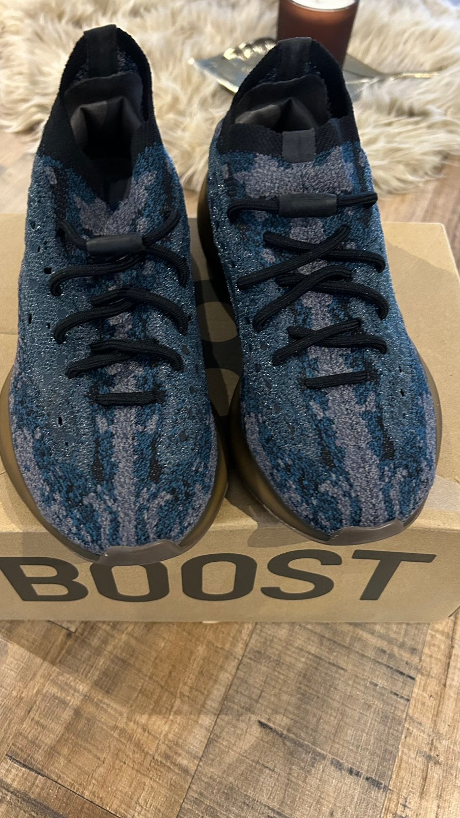 Yeezy adidas 38,5, Ophalen of Verzenden, Zo goed als nieuw, Blauw