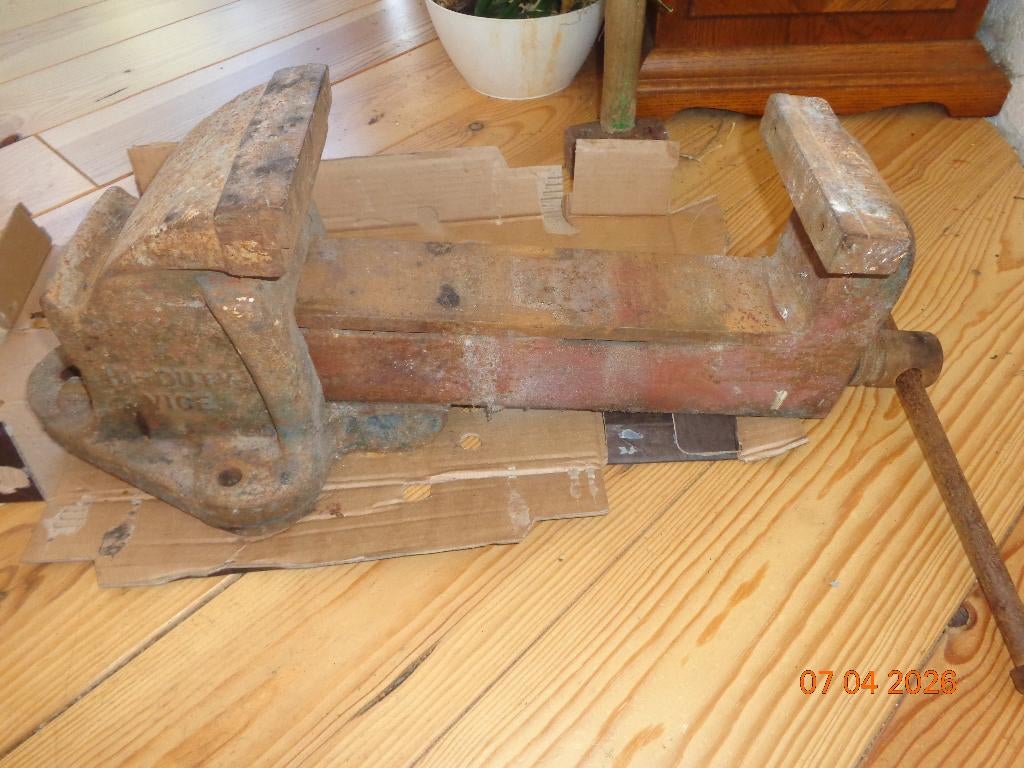 Paramo Hi Duty Bankschroef No. 1 – 30 kg, Zwaar industrieel., Doe-het-zelf en Verbouw, Gereedschap | Handgereedschap, Ophalen