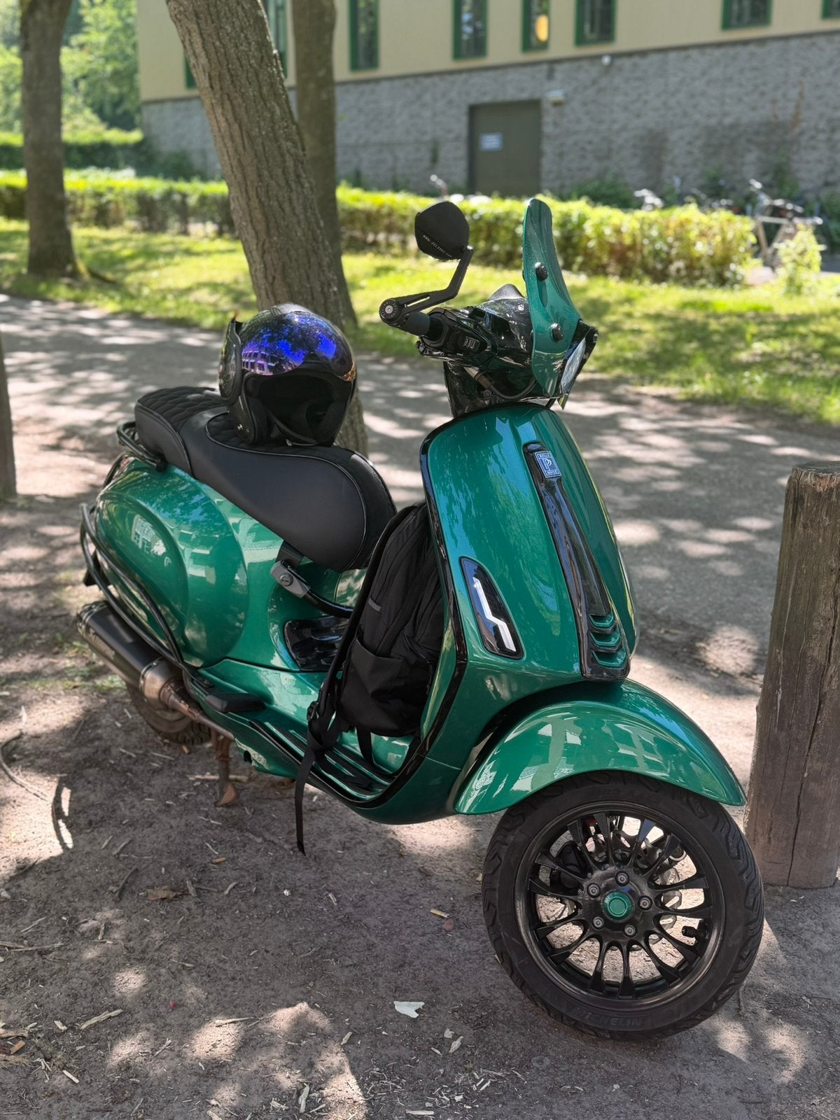 Vespa Sprint | 80cc | Custom | Carbon | Belgisch B Klasse, Ophalen, Zo goed als nieuw, Benzine
