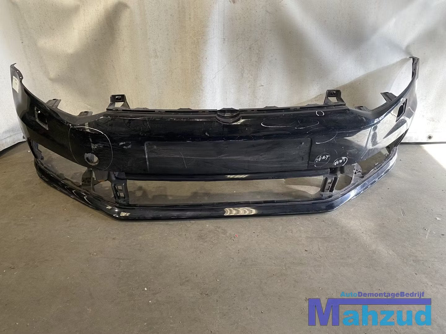 VW POLO 6C Zwart voorbumper met koplamp spoeier, Gebruikt, Volkswagen AG, Bumper, Berliner Ring 2
38440  Wolfsburg, DE