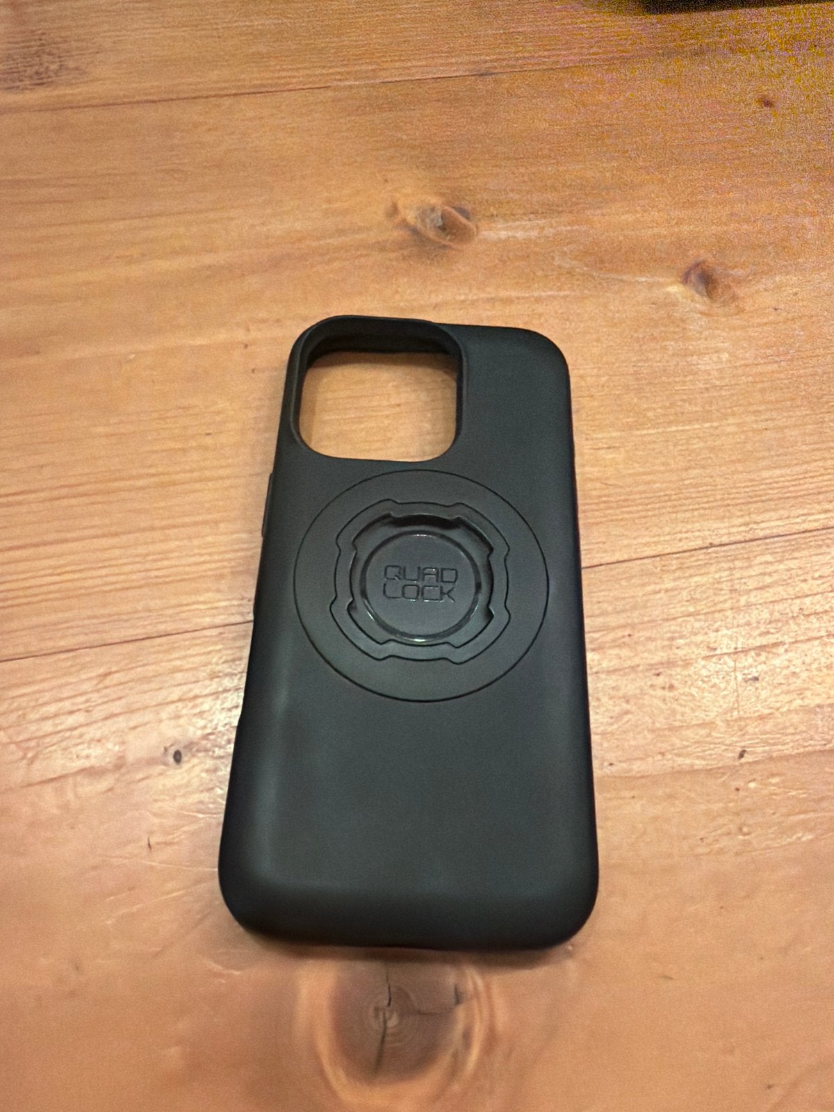 Quad Lock Hoesje voor iPhone 16 Pro - Zwart, IPhone 16 Pro, Zwart, Krasbestendig, Quad Lock
