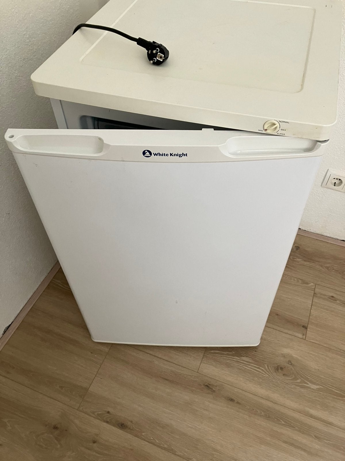 Vrieskast met laden, Witgoed en Apparatuur, Vriezers en Diepvrieskisten, Ophalen, Zo goed als nieuw, Minder dan 60 cm
