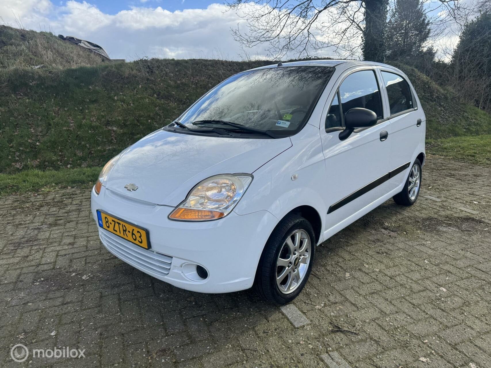 Chevrolet Matiz 0.8 Runner 129.000 km stuurbekrachtiging!, Voorwielaandrijving, Gebruikt, Wit, Bedrijf