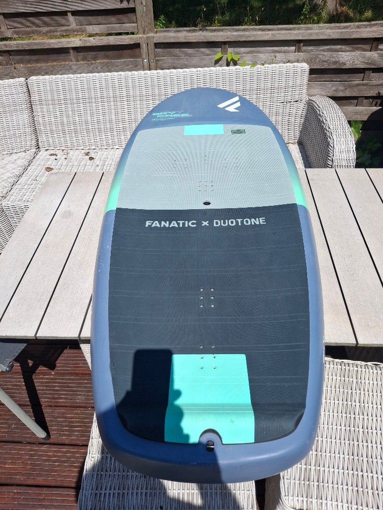 Duotone Sky Free TE 5'3" 95 liter wingboard, Watersport en Boten, Wingsurfen, Ophalen, Gebruikt, Wingsurf-board