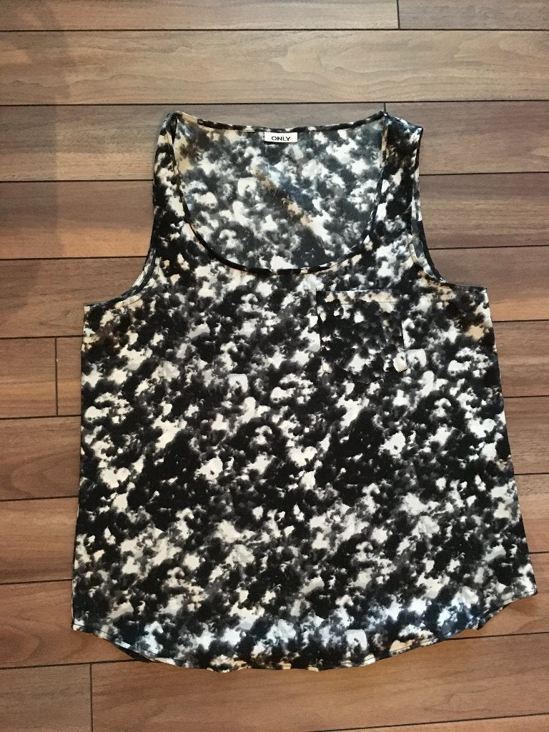 Only top (L), Zwart, Maat 42/44 (L), Ophalen of Verzenden, Zo goed als nieuw