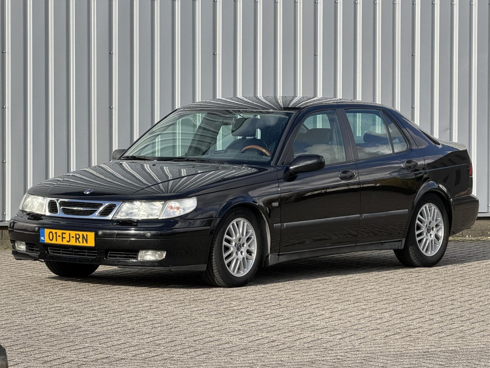 Saab 9-5 3.0t SE Griffin met werk geen apk, Auto's, Saab, Zwart, Bedrijf, Sedan, 2962 cc