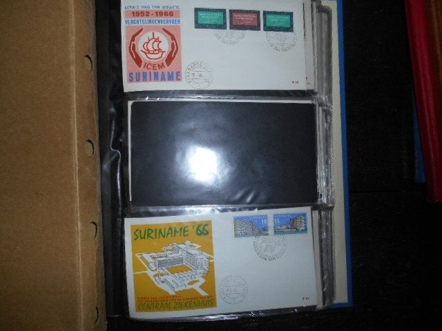 Importa FDC Album Suriname vanaf E42 tot E96  +2 luchtpost, Postzegels en Munten, Postzegels | Eerstedagenveloppen, Ophalen of Verzenden