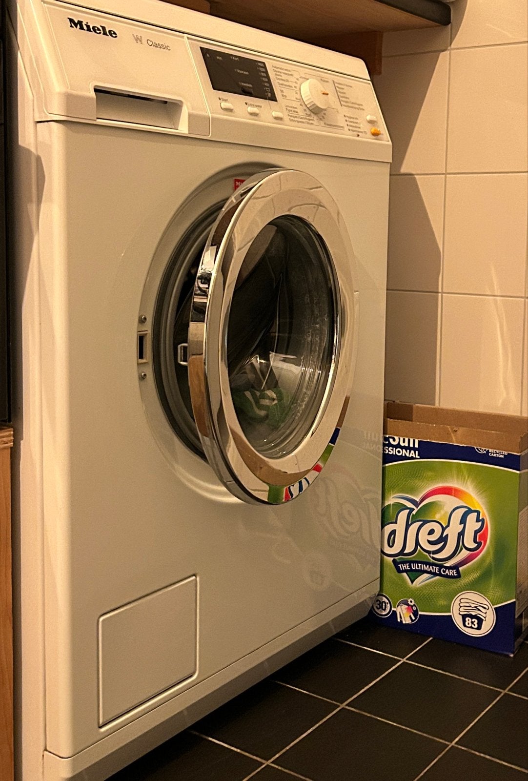 Miele W Classic Wasmachine - Voorlader, Witgoed en Apparatuur, Ophalen, Gebruikt, Voorlader, 85 tot 90 cm