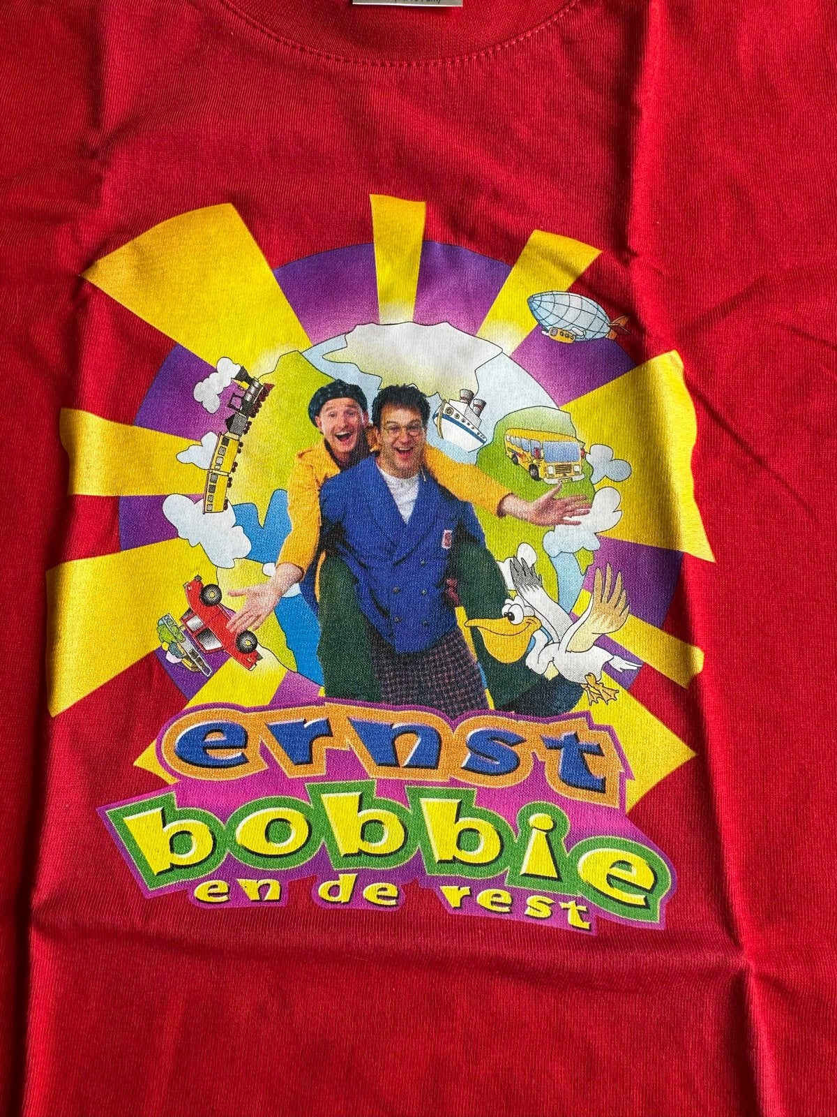 Ernst Bobbie en de rest T-shirt Rood kindermaat, Ophalen of Verzenden, Gebruikt, Jongen of Meisje