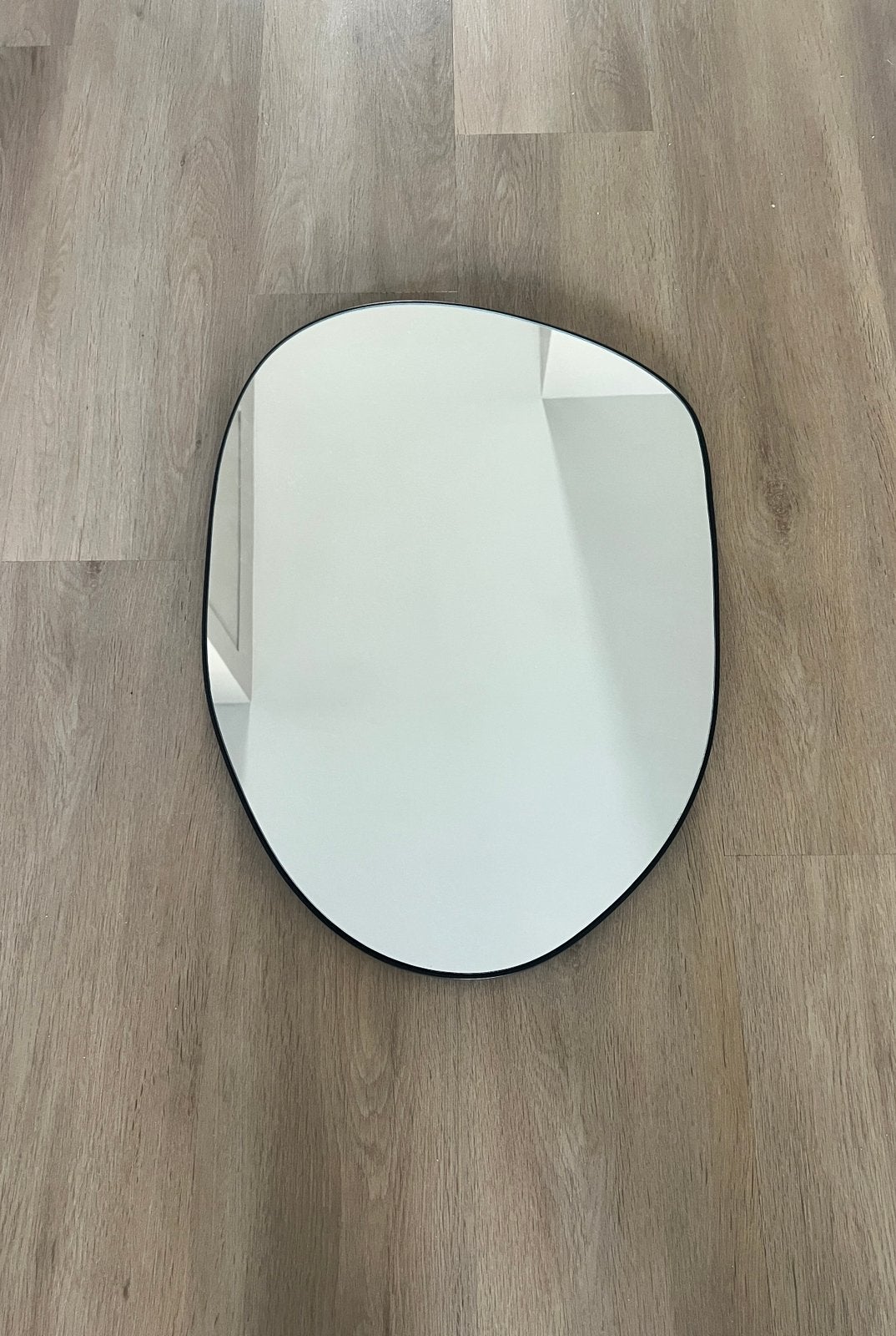 Zara Home asymmetrische spiegel 70x50 cm zwart., Ophalen, Zo goed als nieuw, Minder dan 100 cm, Rechthoekig