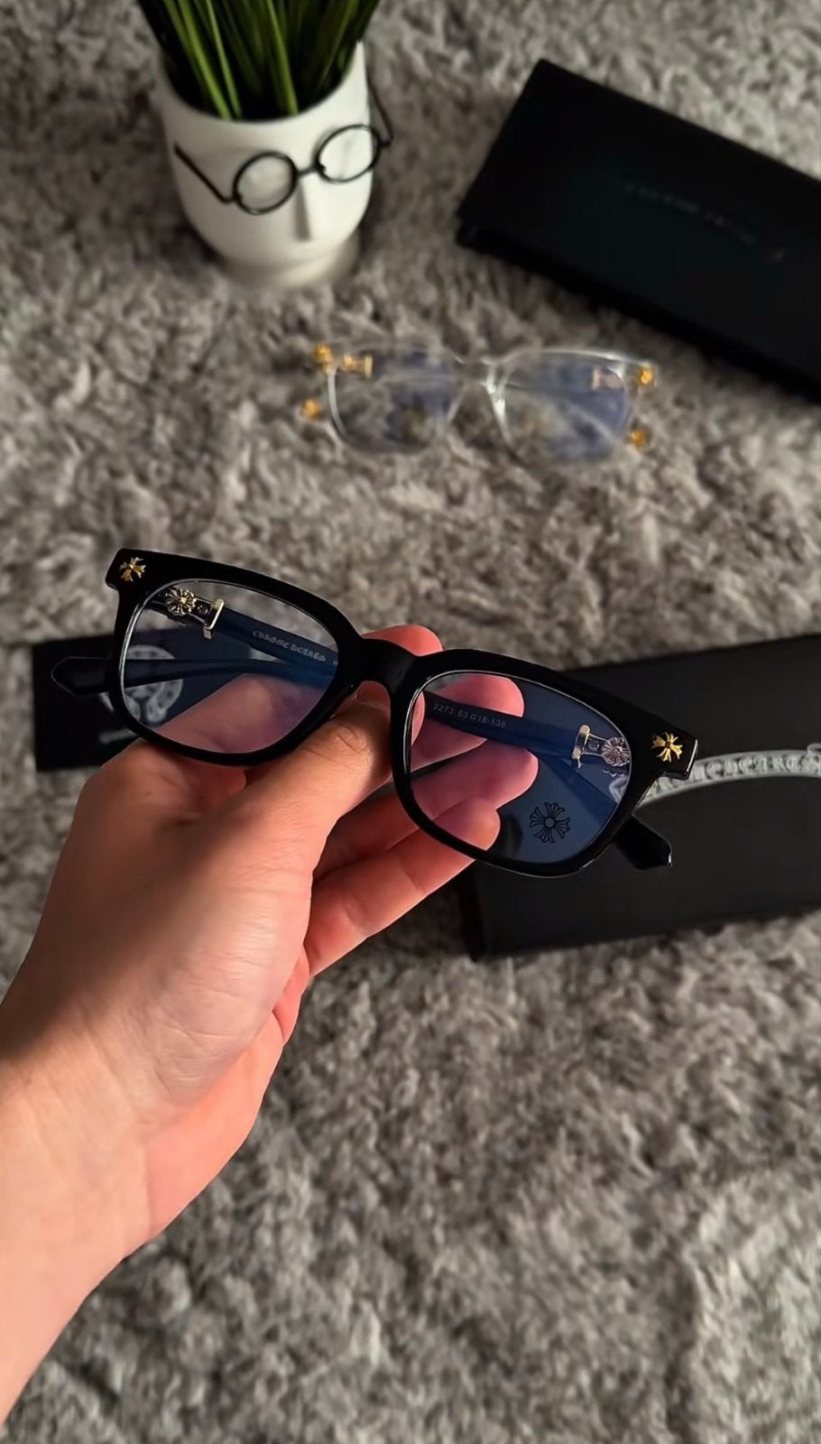 Stijlvolle Chrome Hearts Bril - Zwart met Gouden Details, Sieraden, Tassen en Uiterlijk, Zonnebrillen en Brillen | Dames, Overige merken