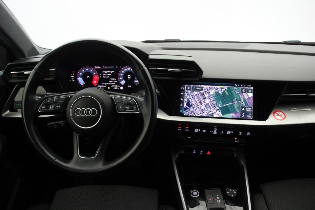 Audi A3 Limousine 30 TFSI Advanced edition Automaat - Carpla, Automaat, Gebruikt, Met garantie (alle), Bedrijf