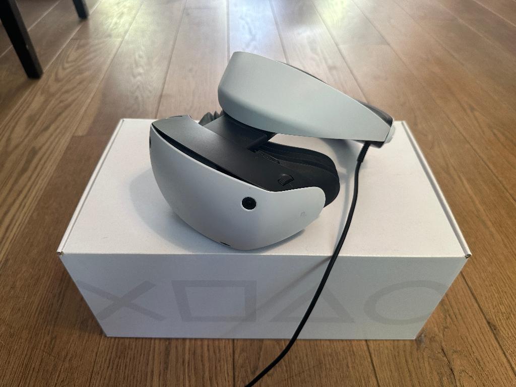 PlayStation VR2 (PS VR2) + Controller Oplaadstation, Spelcomputers en Games, Spelcomputers | Sony PlayStation Consoles | Accessoires