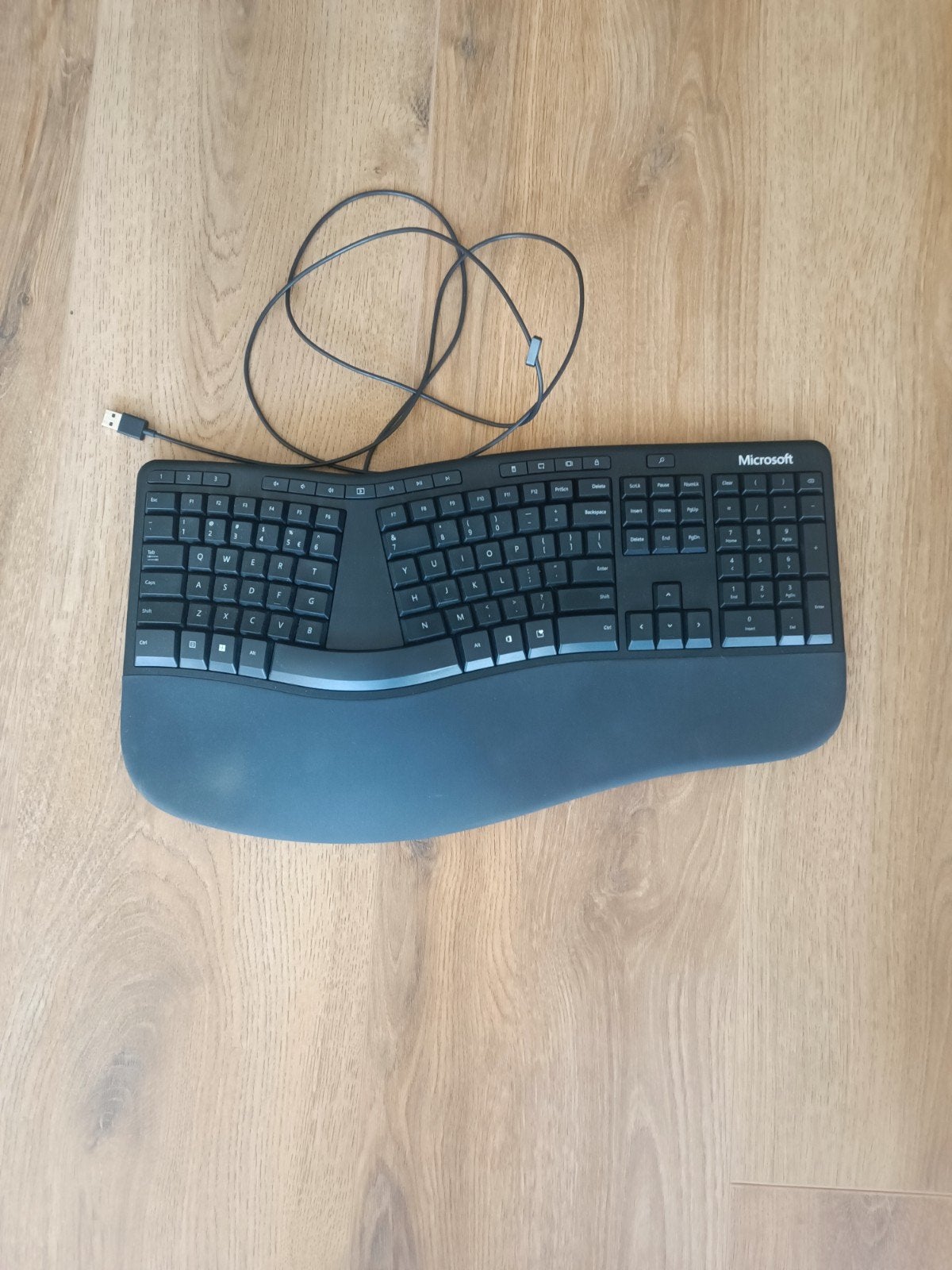 Microsoft Ergonomisch Bedraad Toetsenbord - Qwerty, Computers en Software, Toetsenborden, Gebruikt, Qwerty, Bedraad, Ergonomisch