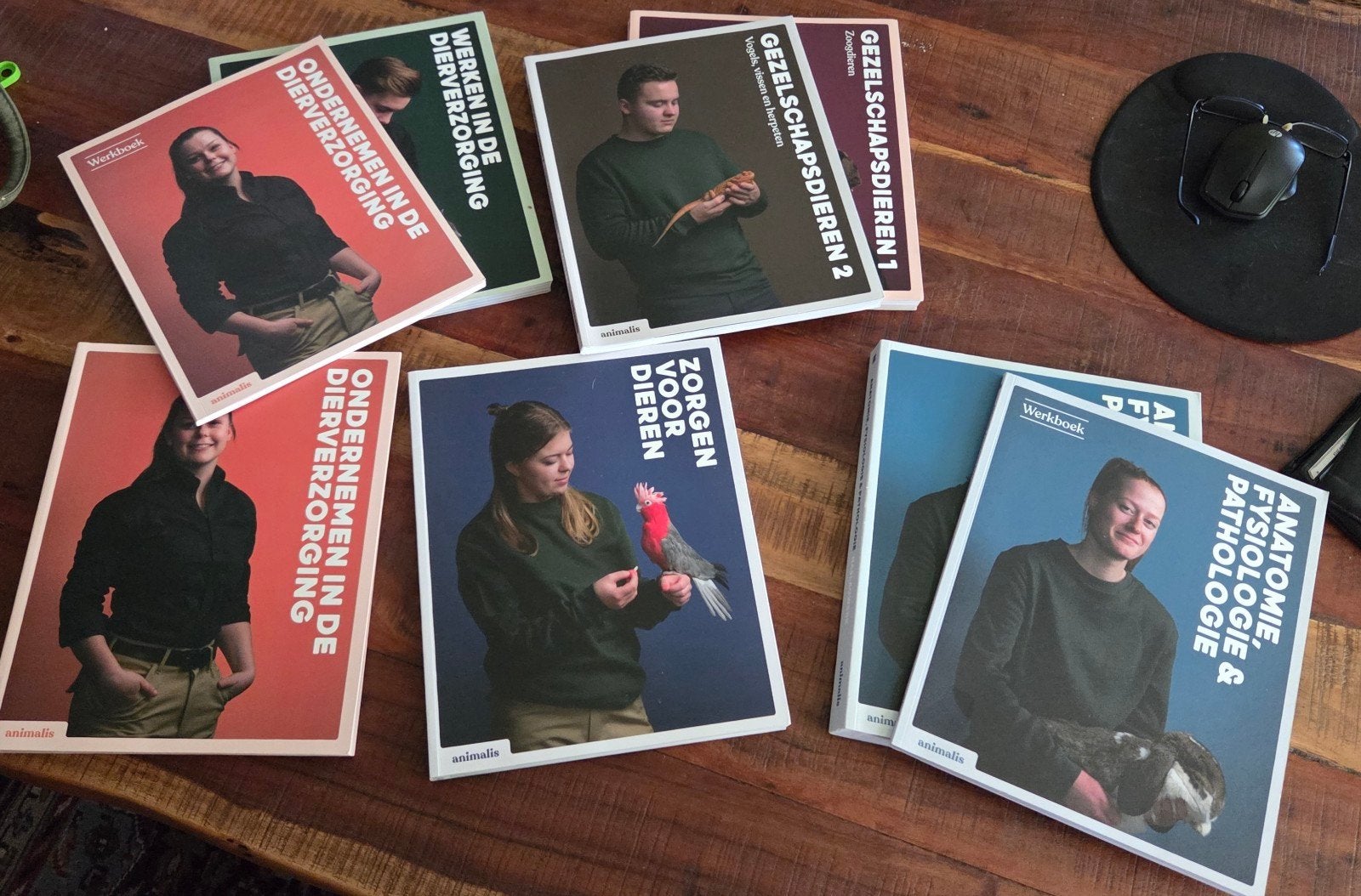 Animalis boekenpakket Dierverzorging MBO, Ophalen of Verzenden, Zo goed als nieuw, MBO, Animalis