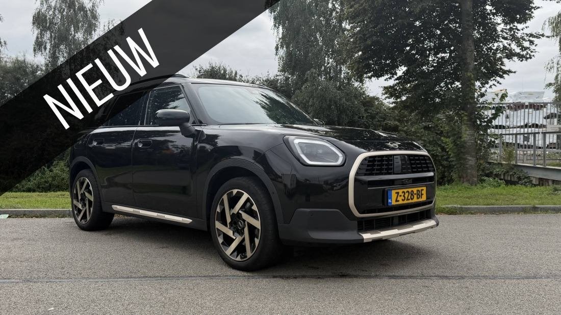 Mini Countryman - 1.5 C Favoured M, Auto's, Automaat, Gebruikt, Euro 6, Zwart