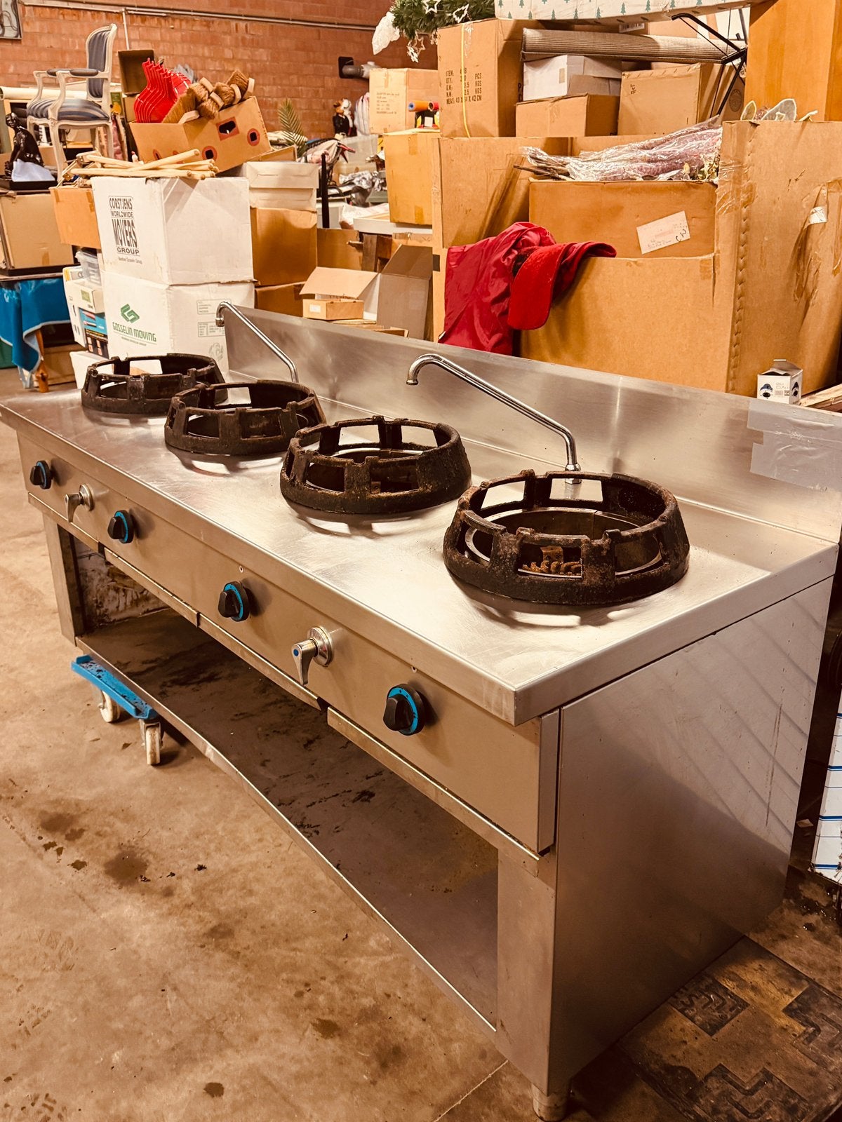 Gas wok fornuis - 56 kW - 4 kookzones - incl. 2 mini waterk, Minder dan 85 cm, 60 cm of meer, Ophalen of Verzenden, Zo goed als nieuw