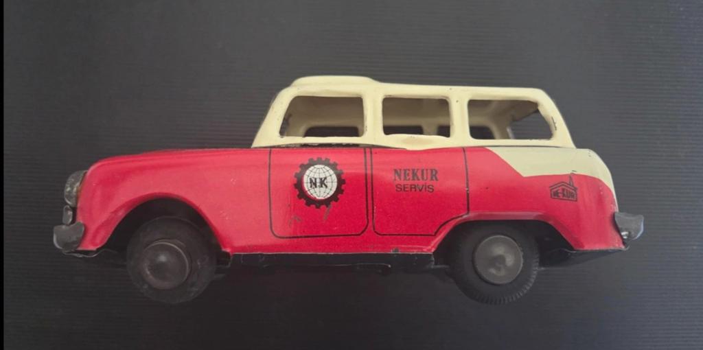 Vintage blikken Ne - Kür Turkmali servis autootje ., Antiek en Kunst, Ophalen of Verzenden