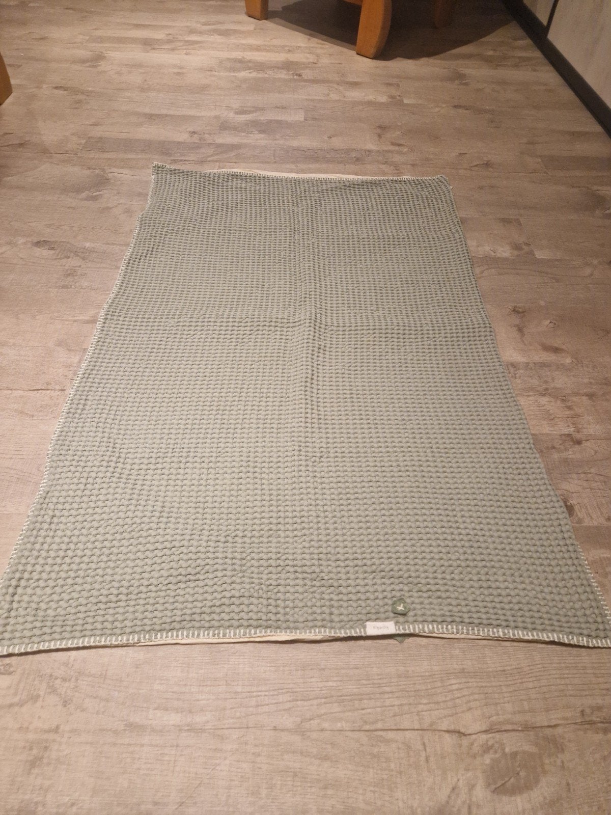 Koeka ledikantdeken fleece wafel en wafel deken, Gebruikt, Ledikant, Ophalen of Verzenden, Deken of Dekbed