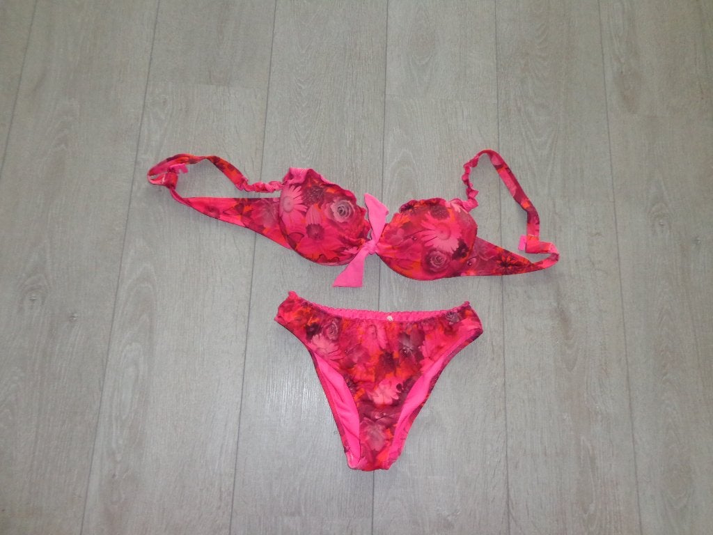 Mooie bikini van calzedonia, maat m,, Verzenden, Zo goed als nieuw, Bikini