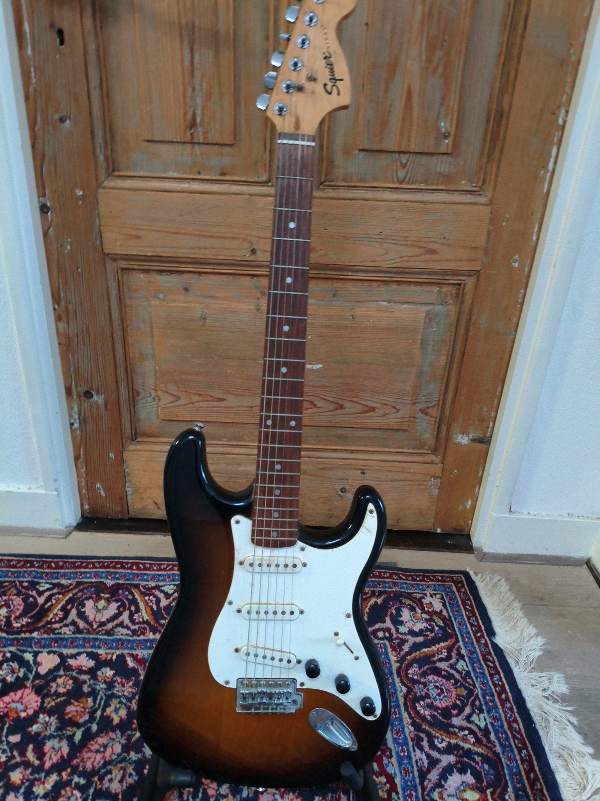 Squier Stratocaster - Sunburst (Ideaal voor beginners), Ophalen, Gebruikt
