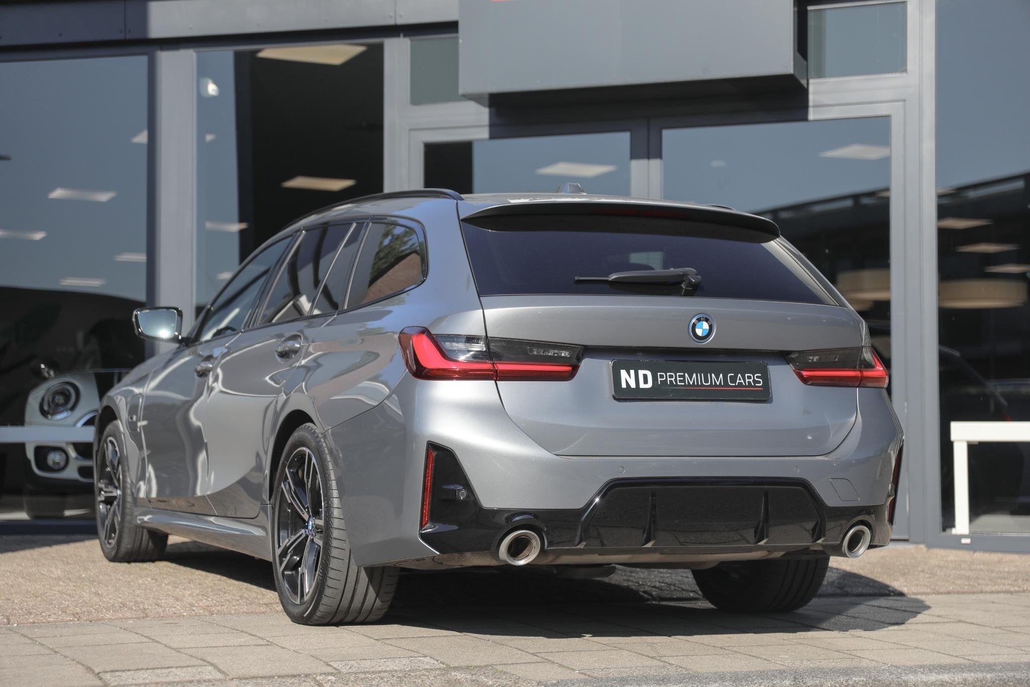BMW 3-serie Touring 320e | Facelift | M-Sport | Widescreen |, Auto's, Gebruikt, 4 cilinders, 3-Serie, 1500 kg