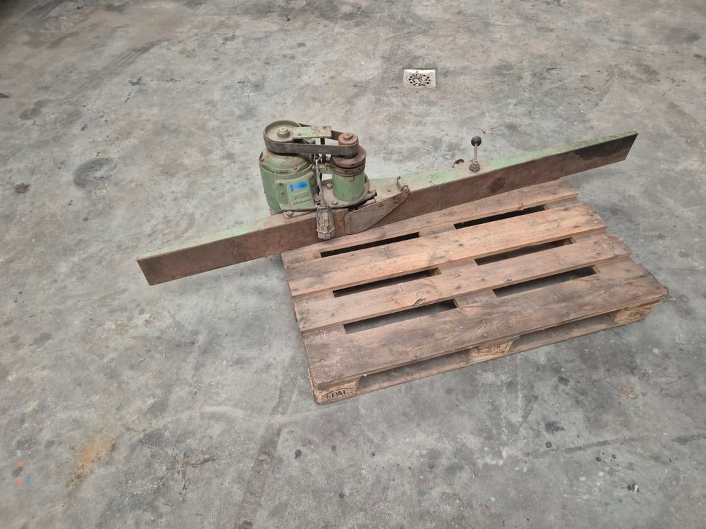 Hemag vlakbank houtbewerkingsmachine, Ophalen