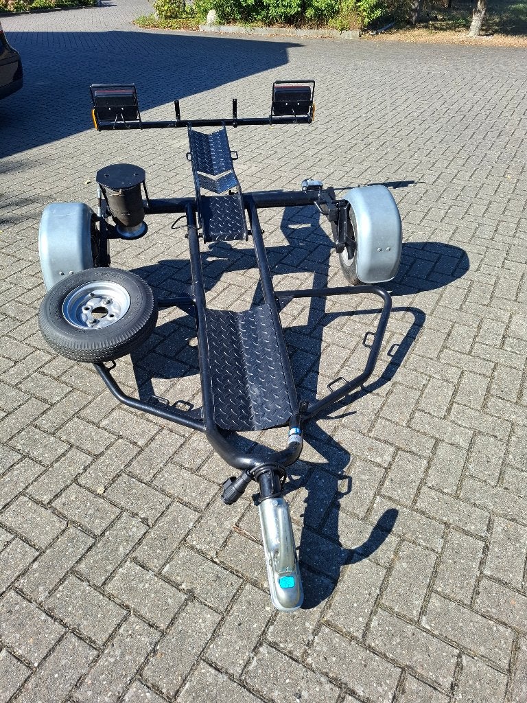 Van Vossen Airtrailer, Ophalen, Gebruikt