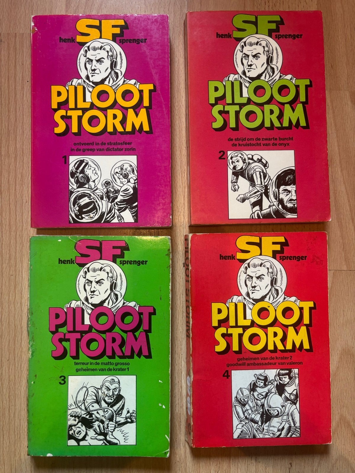 SF Piloot Storm - Complete serie 1 t/m 4 - Henk Sprenger, Complete serie of reeks, Verzenden, Gelezen