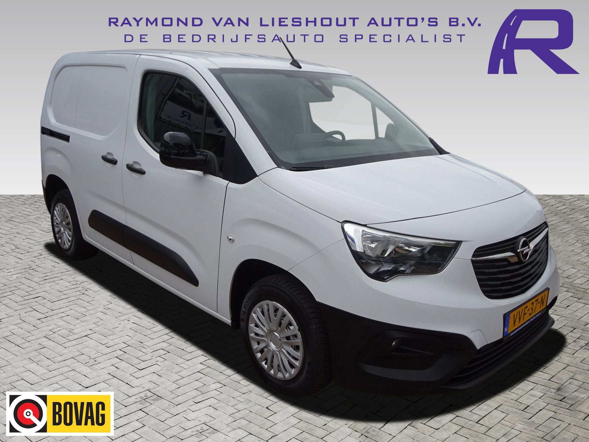 Opel Combo 1.5 BlueHDi 100 S&S L1 AIRCO SCHUIFDEUR CRUISE CO, Auto's, Bestelauto's, Voorwielaandrijving, Stof, Gebruikt, Navigatiesysteem