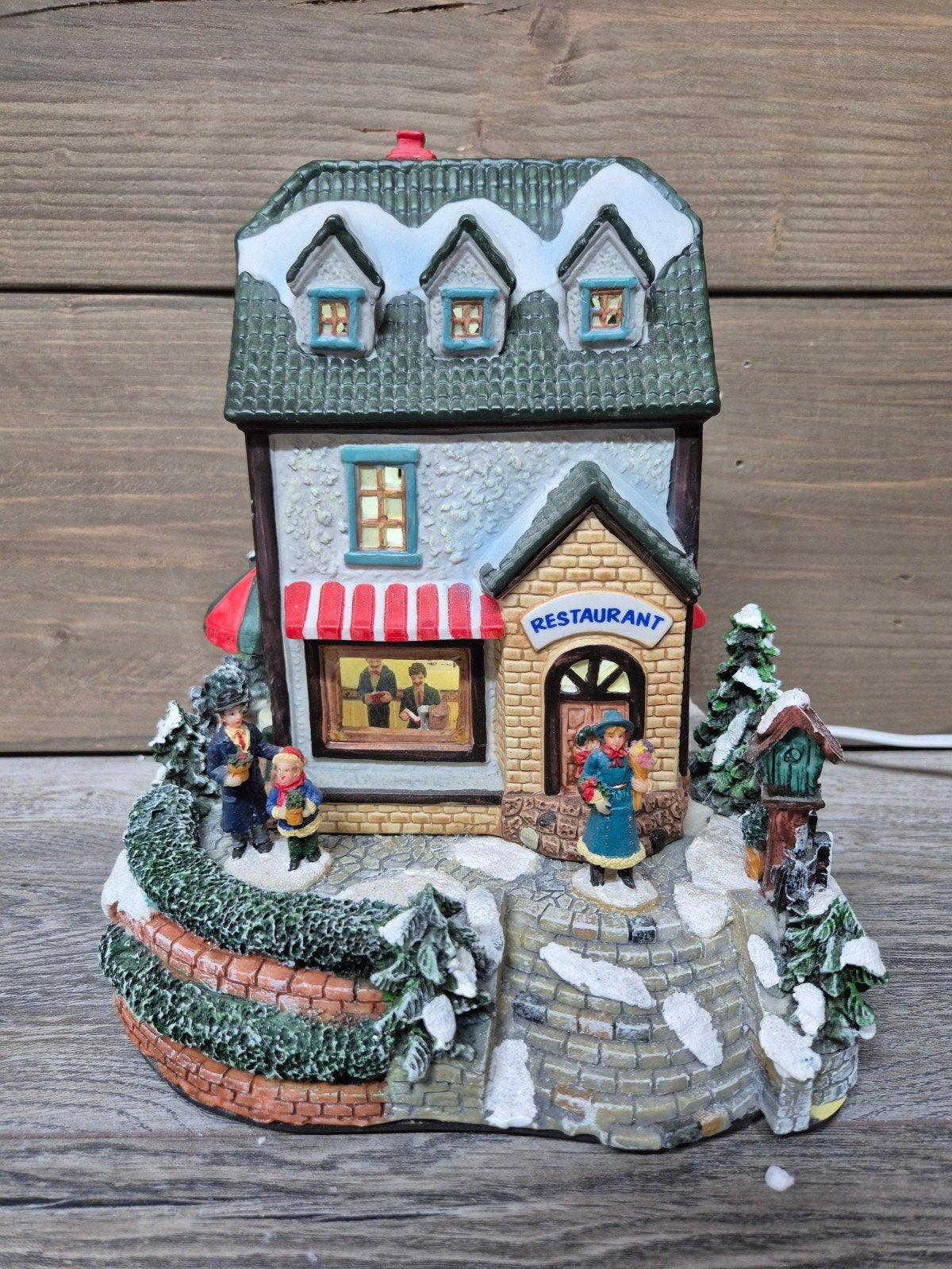 dickensville restaurant in originele doos kerstdorp kersthui, Diversen, Ophalen of Verzenden, Zo goed als nieuw