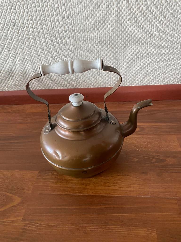 Antieke koperen ketel, Ophalen, Koper