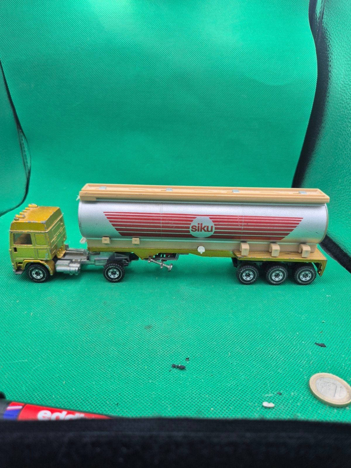 755 Volvo F10 Turbo siku, Ophalen of Verzenden, Zo goed als nieuw, Auto