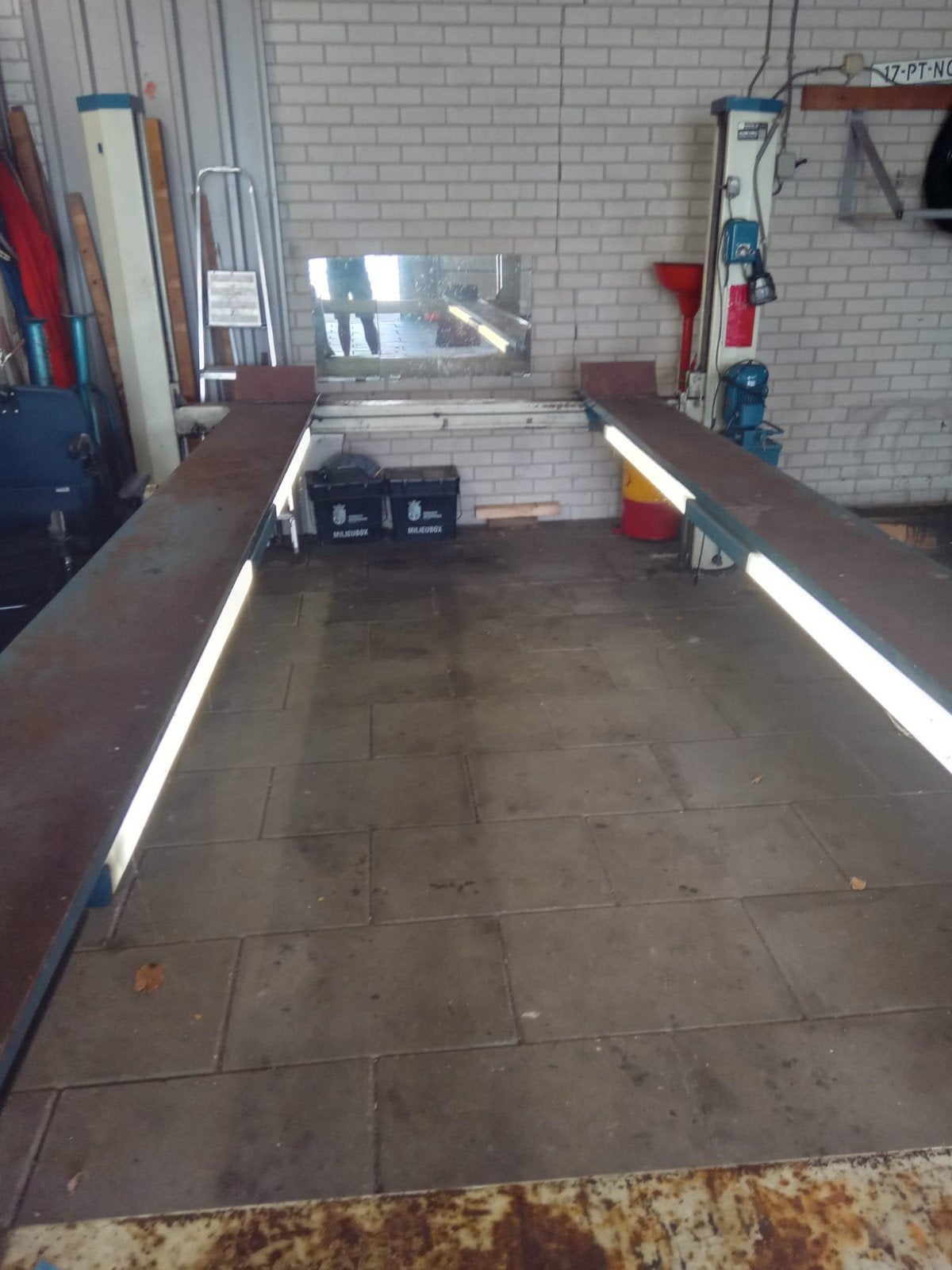 Ravaglioli-Van Leeuwen 3000 kg hefbrug, Ophalen of Verzenden, Gebruikt