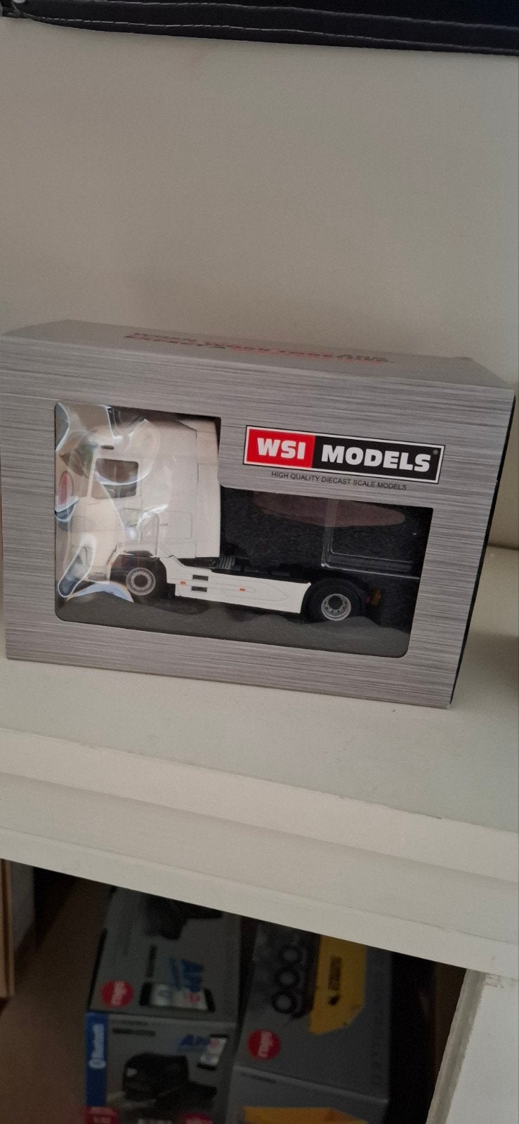 WSI Modellen: DAF XG 4x2, Iveco S-Way, en Trailer, Overige merken, 1:50 of kleiner, Ophalen of Verzenden, Zo goed als nieuw