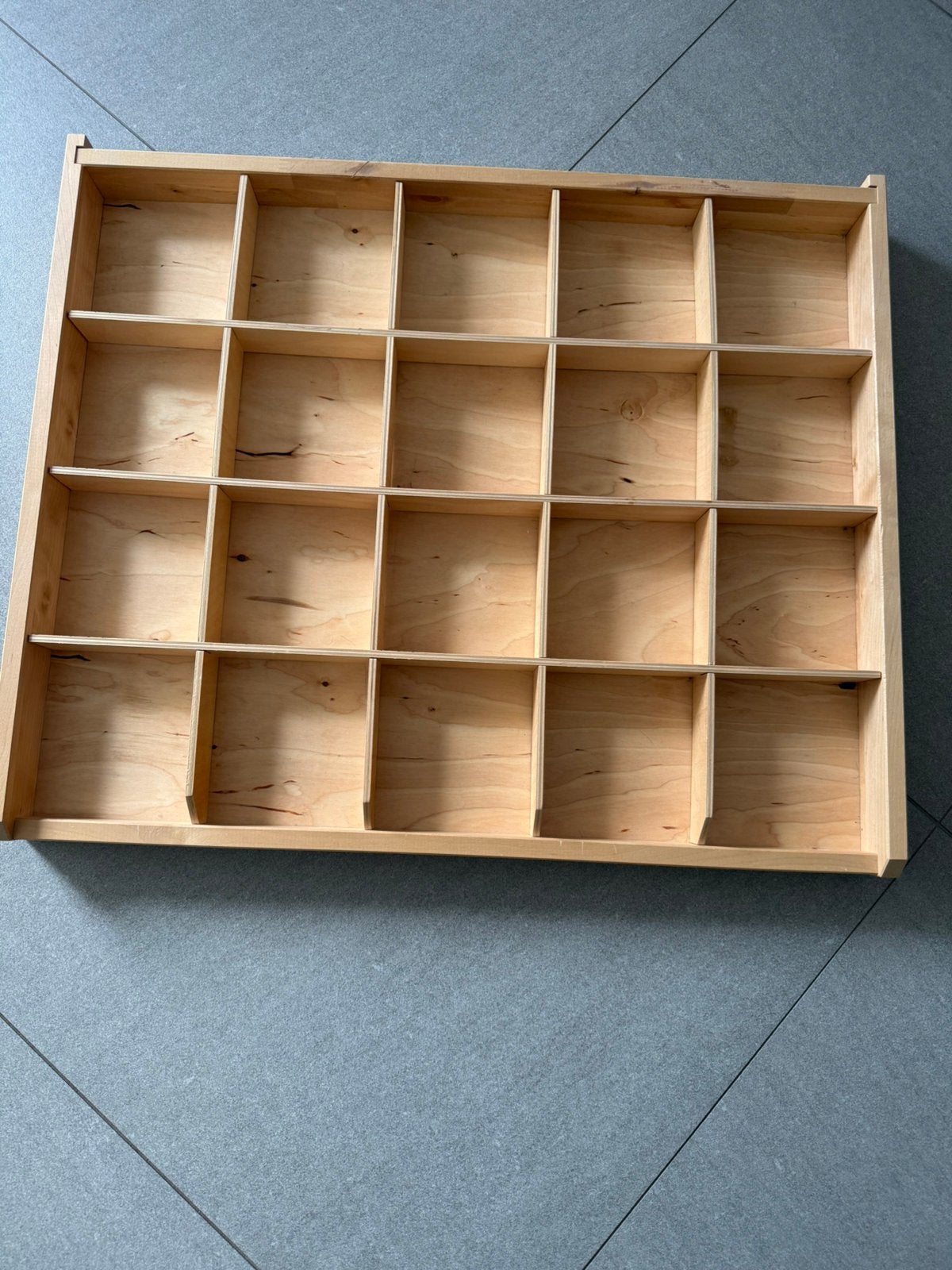 Ikea houten plank met vakjes voor sieraden, Huis en Inrichting, Ophalen, Gebruikt, 50 tot 100 cm, Minder dan 100 cm