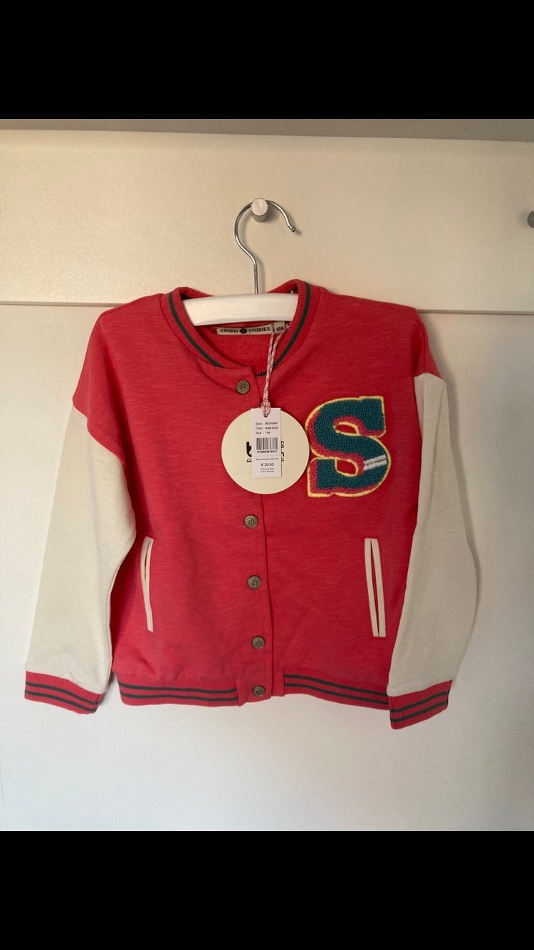Sportvestje maat 104, Ophalen of Verzenden, Nieuw, Meisje, Trui of Vest