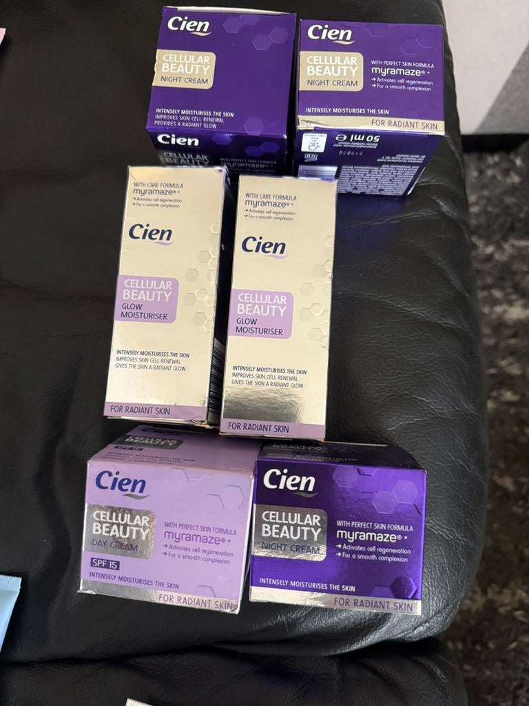Dagcreme cien set. 30 euro., Ophalen, Nieuw
