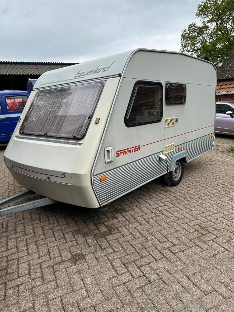 Beyerland 380  mooi schoon en heel voortent 1990, Queensbed, Bedrijf, Treinzit, Kachel