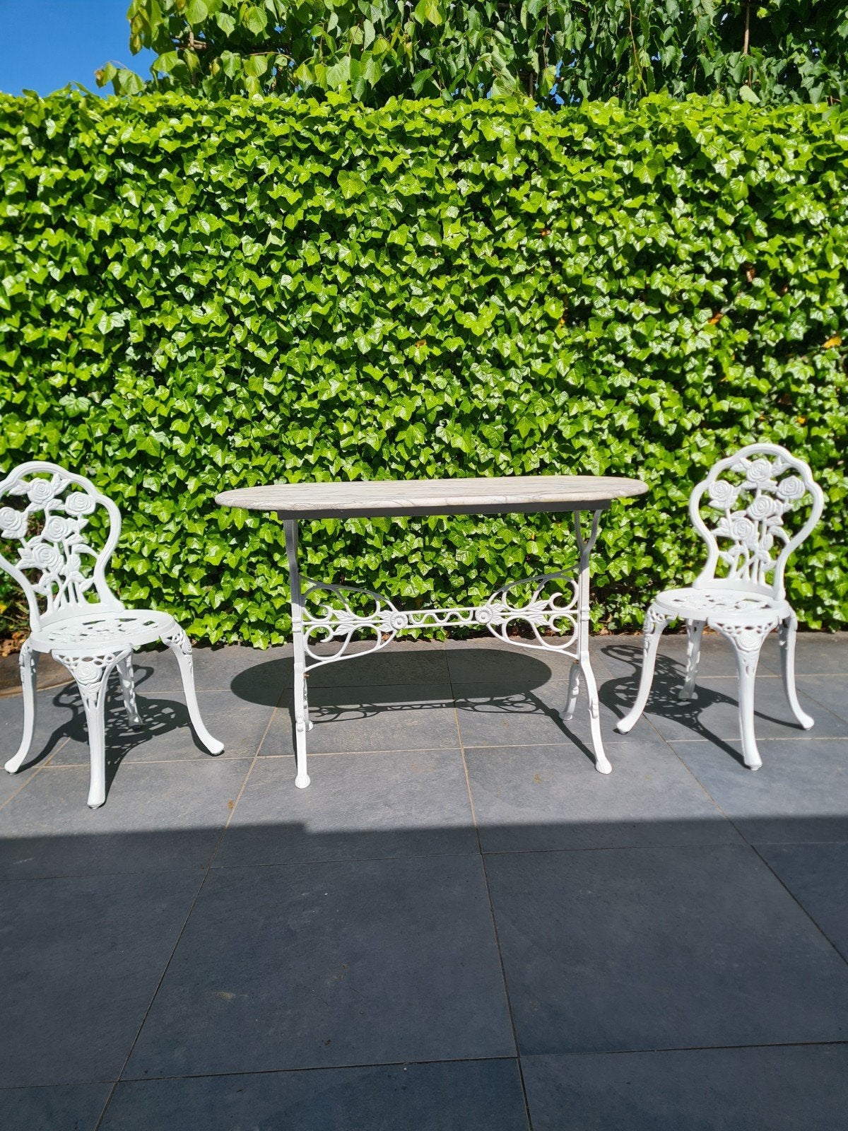 Zeer mooie bistro set gietijzer!, Tuin en Terras, Tuinsets en Loungesets, Ophalen, Overige materialen, 2 zitplaatsen