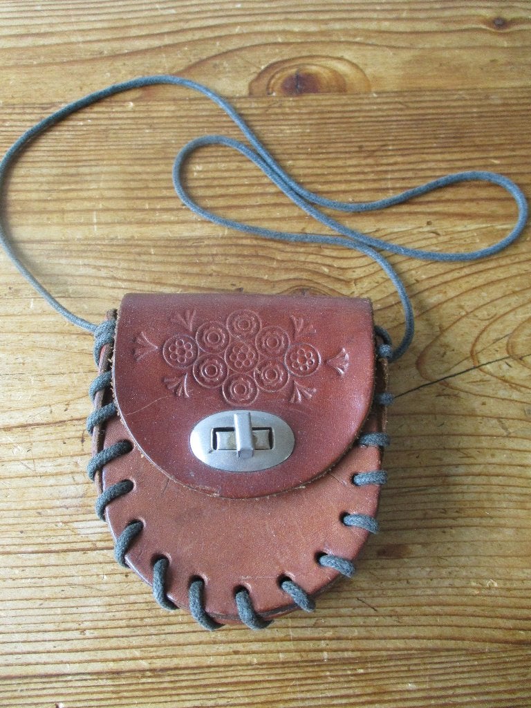 Bruin leren tasje, Sieraden, Tassen en Uiterlijk, Tassen | Damestassen, Ophalen of Verzenden, Bruin, Schoudertasje