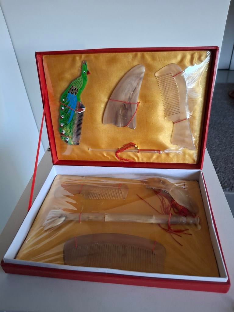 Chinees luxe handgemaakte hoorn kammen en haarspeld set, Ophalen of Verzenden, Nieuw, Kam of Borstel